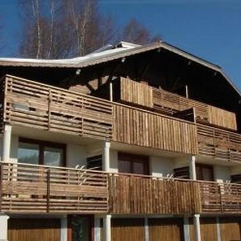 Appartement de 45m² avec balcon, 5 couchages, à 300m des pistes et commerces, bien équipé - FR-1-572-103 - Appartement - 8