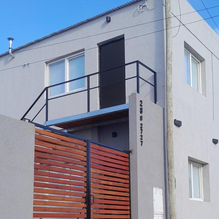 Dpto PA frente al Rio - Apartamento de 1 dormitorio - 2