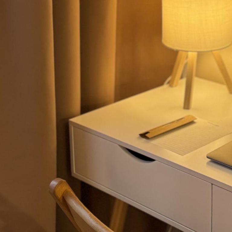 ELIOS LIVING - Parcheggio Privato, Vicino al centro, 200m dal Mare - Appartamento Superior con 1 Camera da Letto e Balcone - 21