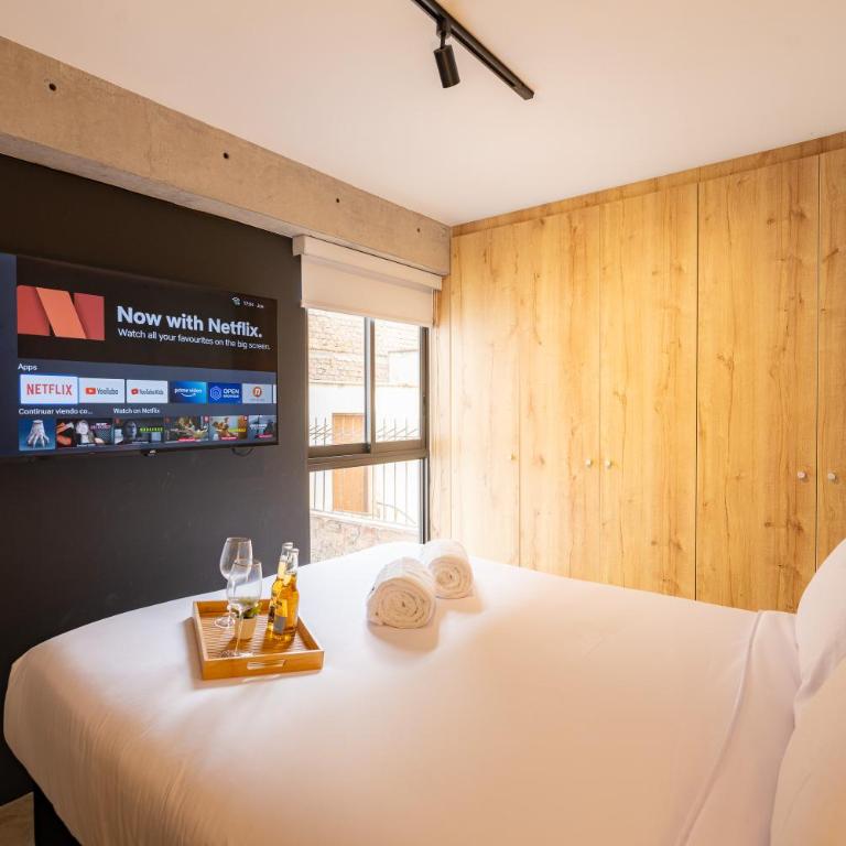 MMXX Apartments by Vibrant - One-Bedroom Apartment - 10