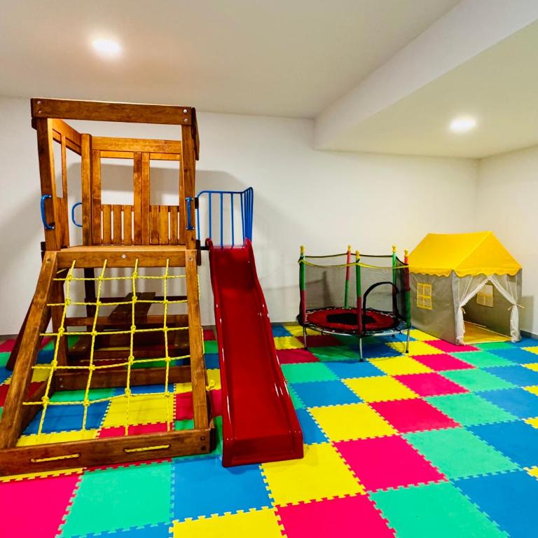 Modern 2BR View Pool & Amenities Near Telmex - Apartamento de 2 dormitorios - 66