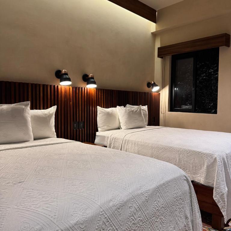 Hotel Travertino - Habitación Cuádruple de Lujo - 12
