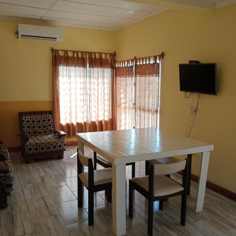 Rincón de Santa Tecla - Two-Bedroom House - 4