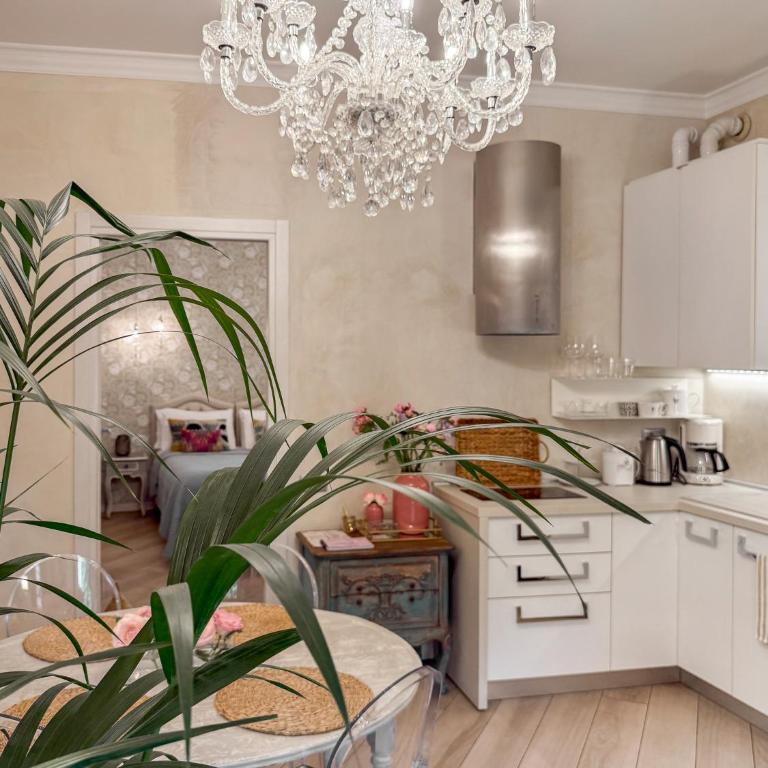 La Dolce Vita Boutique Apartment Elegant Terrace Ponte Pietra - Appartamento con Terrazza - 32