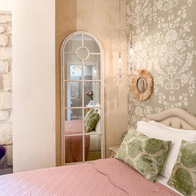 La Dolce Vita Boutique Apartment Elegant Terrace Ponte Pietra - Appartamento con Terrazza - 35