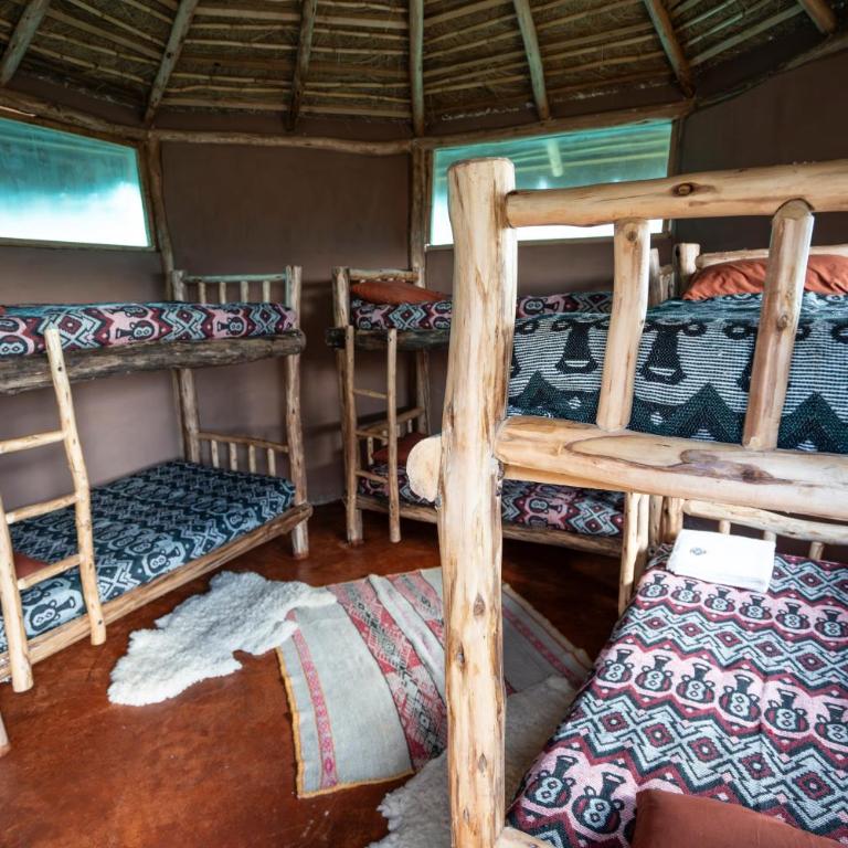 Pachamama Hampina Wasi Ancestral Center - 6-Bed Mixed Dormitory Room - 3