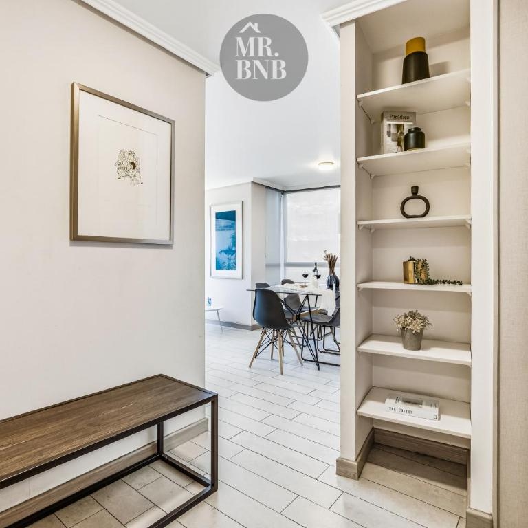 Morandé Apartments by MR BNB - Three-Bedroom Apartment with Balcony - 7