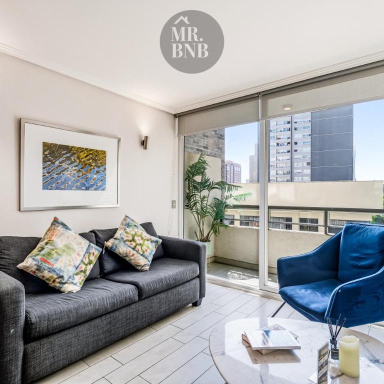 Morandé Apartments by MR BNB - Three-Bedroom Apartment with Balcony - 16