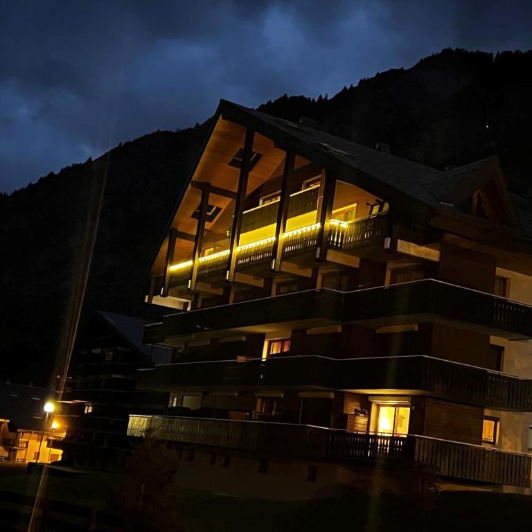 Studio 18m² proche pistes, balcon, parking - Studio - 14