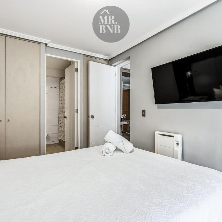 Morandé Apartments by MR BNB - Two-Bedroom Apartment with Balcony - 12