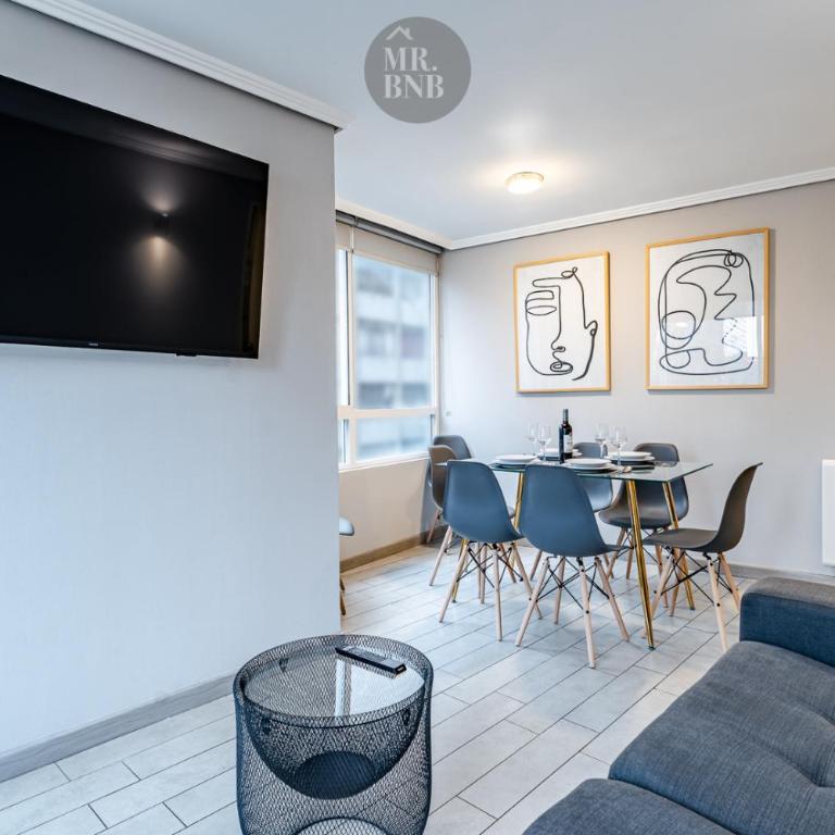 Morandé Apartments by MR BNB - Three-Bedroom Apartment with Balcony - 1