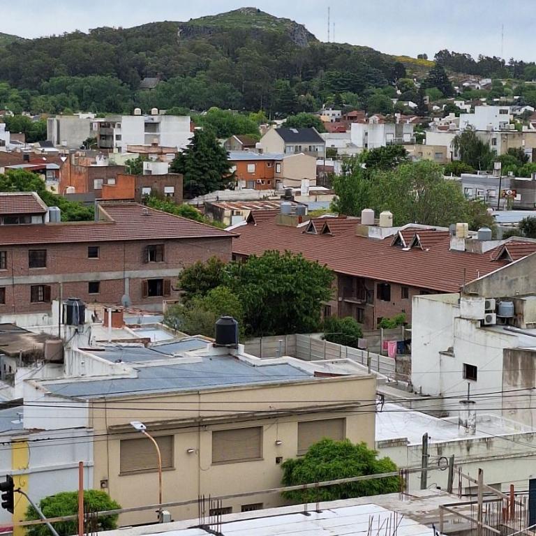 Departamento con balcón, hasta 4 personas, en Tandil, a metros de la plaza principal, con wi fi - Apartamento de 1 dormitorio - 15