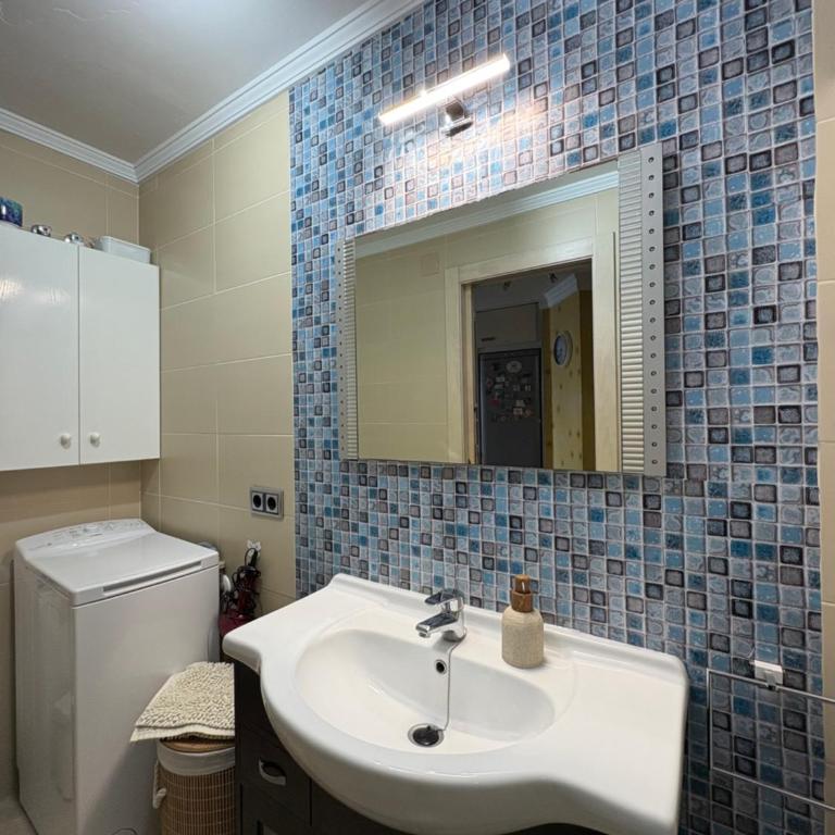Apartamento Playa La Carihuela - Apartamento de 1 dormitorio - 28