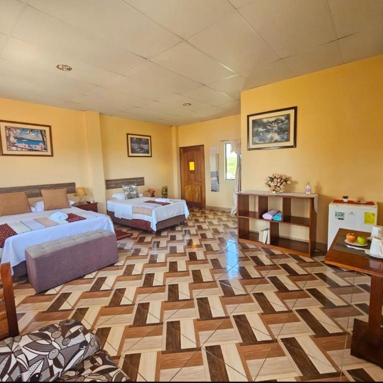 Hostal Romy - Suite Doble - 2 camas con vistas al mar - 1