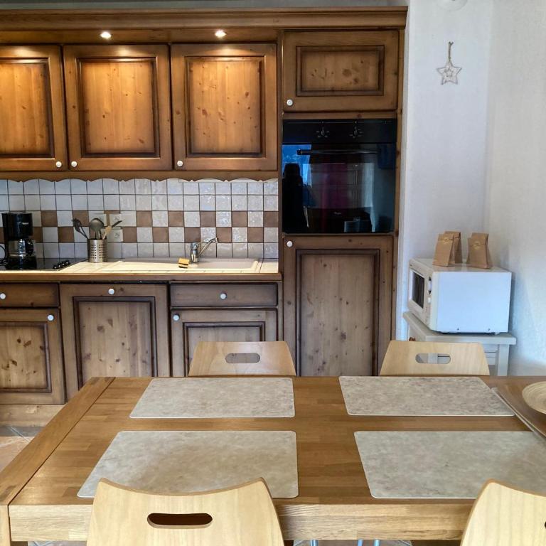 Appartement T2 lumineux avec terrasse et Wifi - FR-1-624-88 - Apartment (4 Adults) - 16