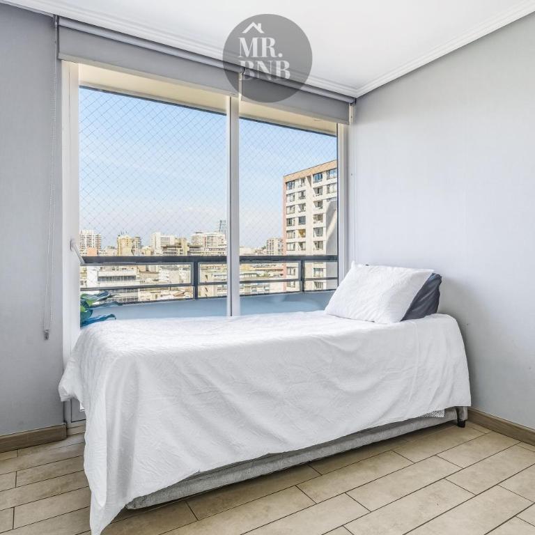 Morandé Apartments by MR BNB - Three-Bedroom Apartment with Mountain View - 13