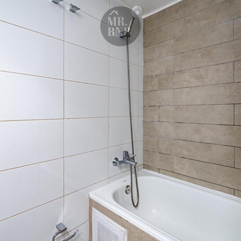 Morandé Apartments by MR BNB - Three-Bedroom Apartment with Mountain View - 17