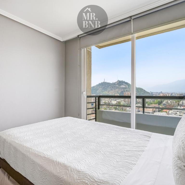 Morandé Apartments by MR BNB - Three-Bedroom Apartment with Mountain View - 4