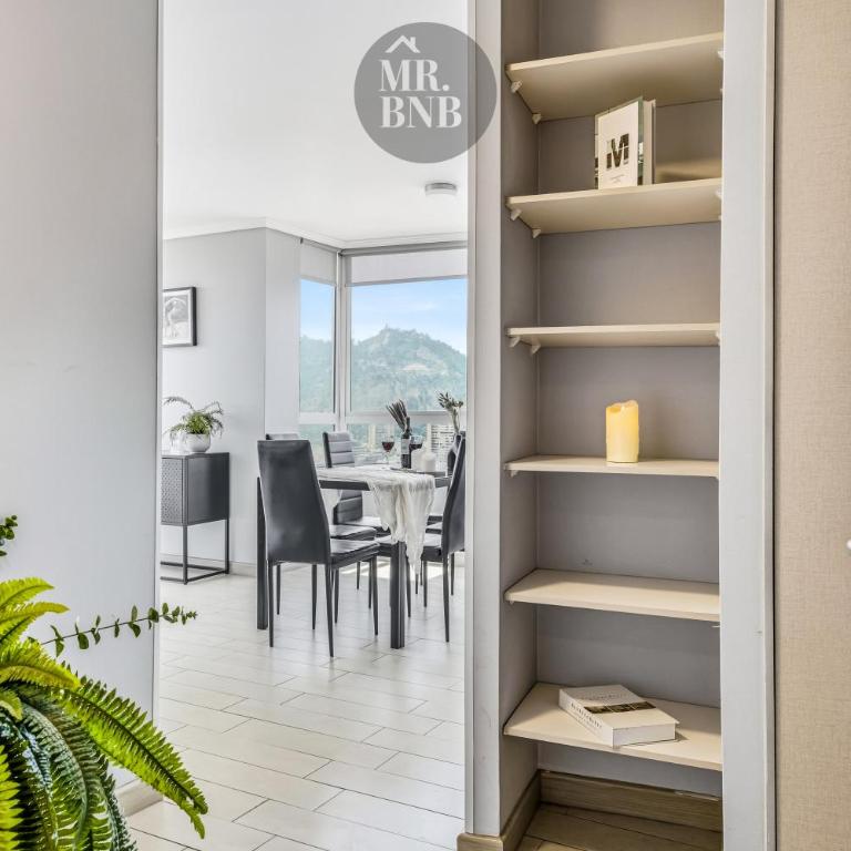 Morandé Apartments by MR BNB - Three-Bedroom Apartment with Mountain View - 7
