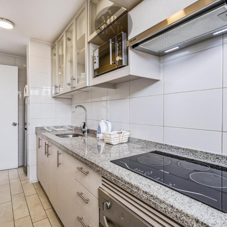 Morandé Apartments by MR BNB - Three-Bedroom Apartment with Mountain View - 8