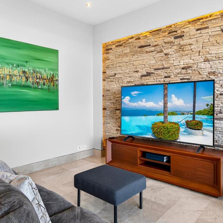 Tranquil Avalon Condo, Garden Access & Bay View - Apartamento de 2 dormitorios - 3