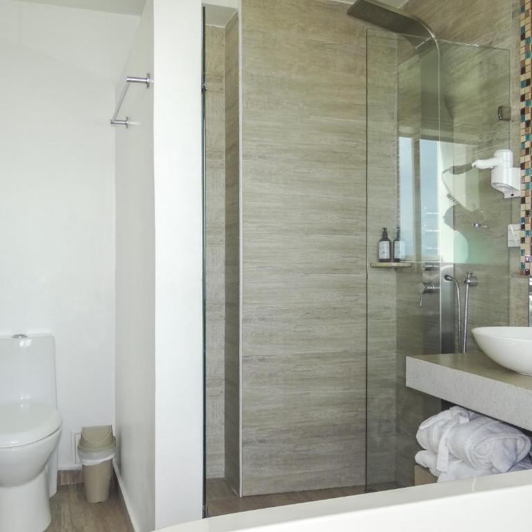 Hotel Summer Frente Al Mar - Suite Junior con vistas al mar - 3