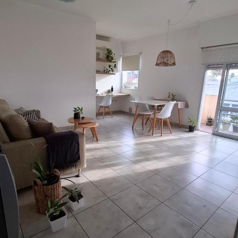 Dos ambientes centrico - Apartamento de 1 dormitorio - 1