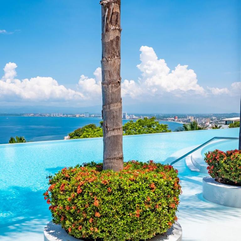 Tranquil Avalon Condo, Garden Access & Bay View - Apartamento de 2 dormitorios - 2