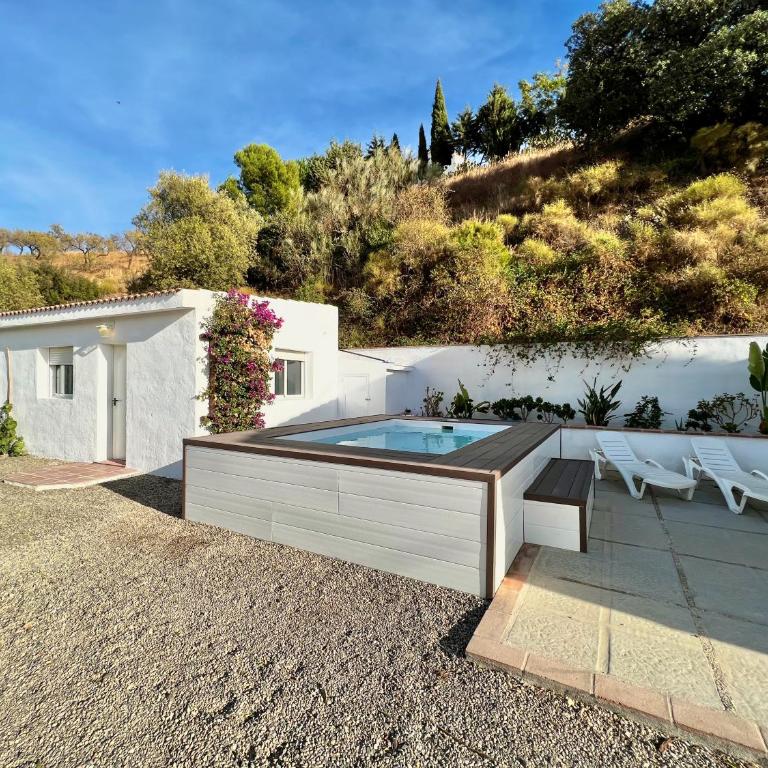 Nature hideaway with private pool & sauna 40 min to City Malaga - Casa de 3 dormitorios - 3