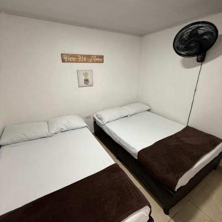 Apartamentos Zona Circunvalar Por Parceros Group - Two-Bedroom Standard Apartment - 2
