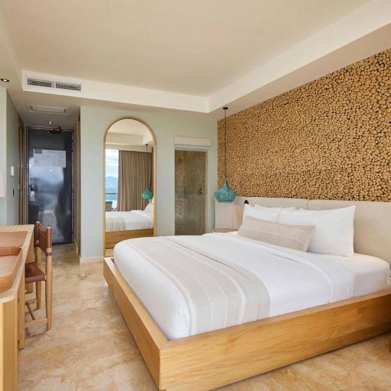 The Brown, Guatape, Autograph Collection - Habitación Estándar con cama extragrande, balcón y vistas al lago - 7