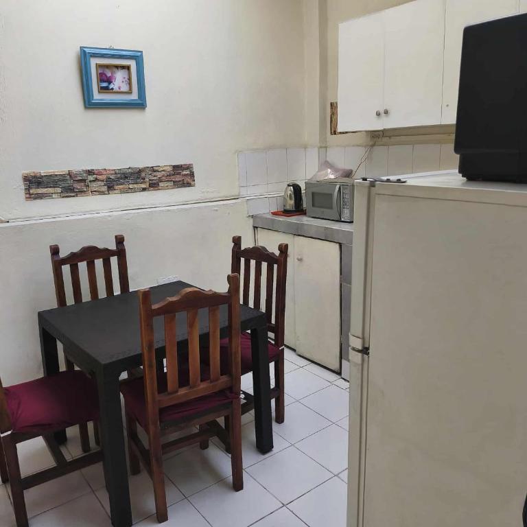 Agradable minidepartamento central en Ambato, para una a seis personas - Apartamento de 2 dormitorios - 8