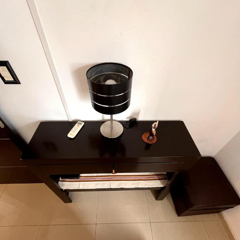 depto a 1 cuadra de peatonal, luminoso con pile y cochera - Apartamento de 2 dormitorios - 20