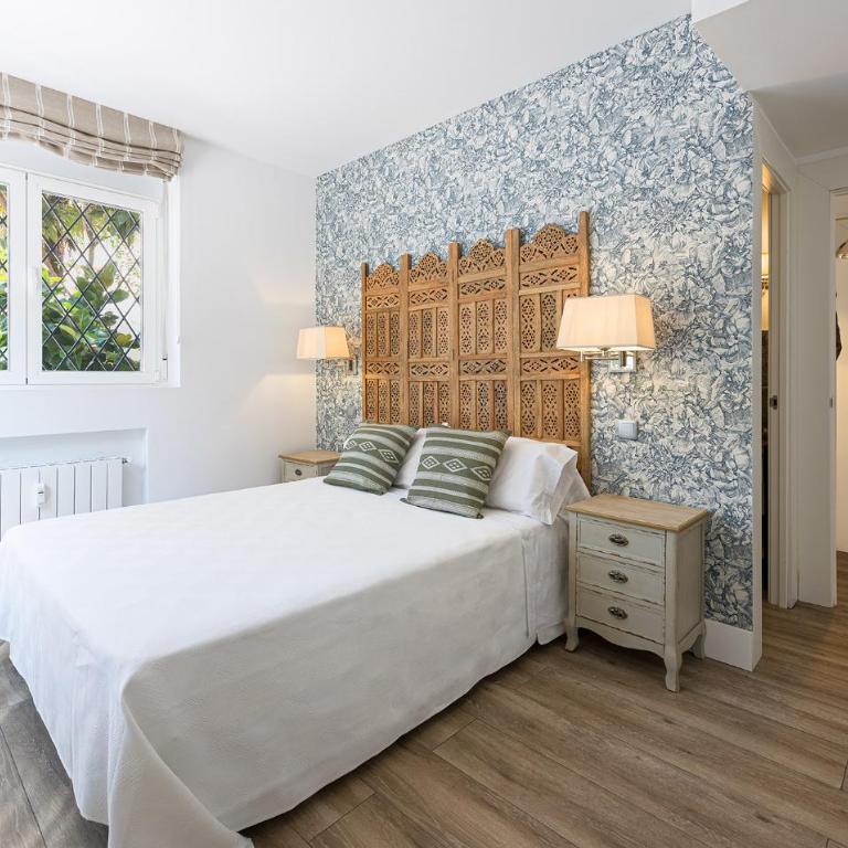 3BR Central Madrid Gem - Rare Private Garden - Three-Bedroom House - 14