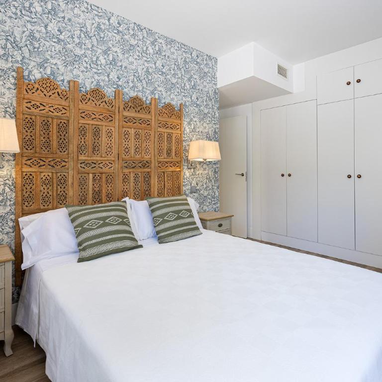 3BR Central Madrid Gem - Rare Private Garden - Three-Bedroom House - 17