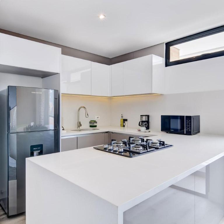 Beautiful 1BR Balcony in Santa Barbara - Apartamento - 3