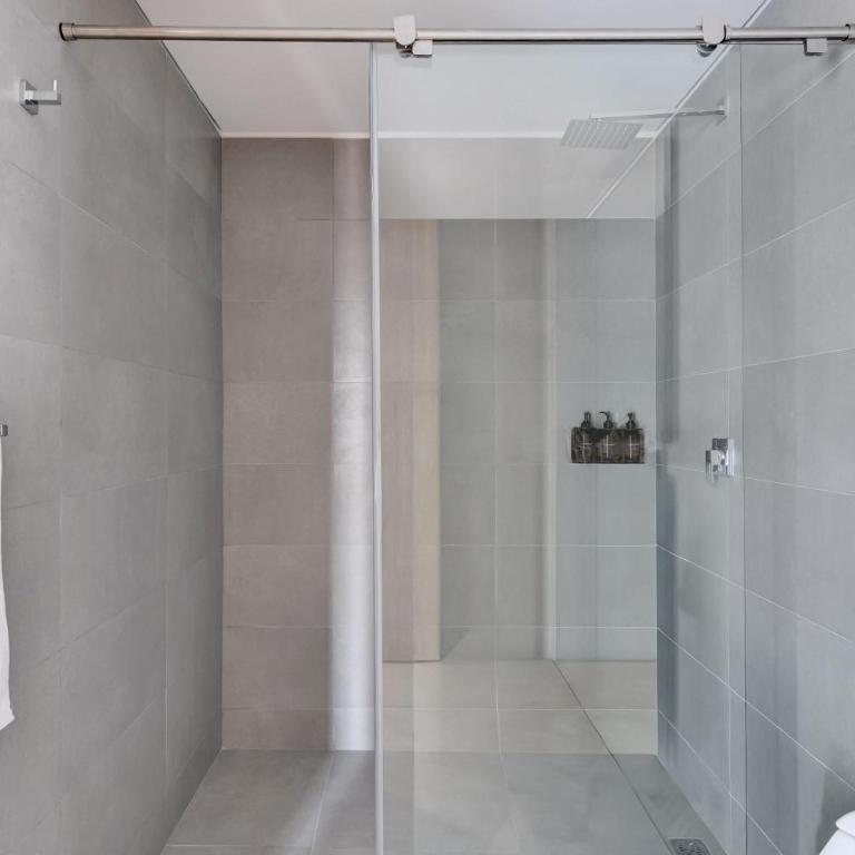 Beautiful 1BR Balcony in Santa Barbara - Apartamento - 7