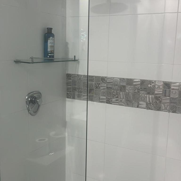 Homevibeshotel - Double Room - 2