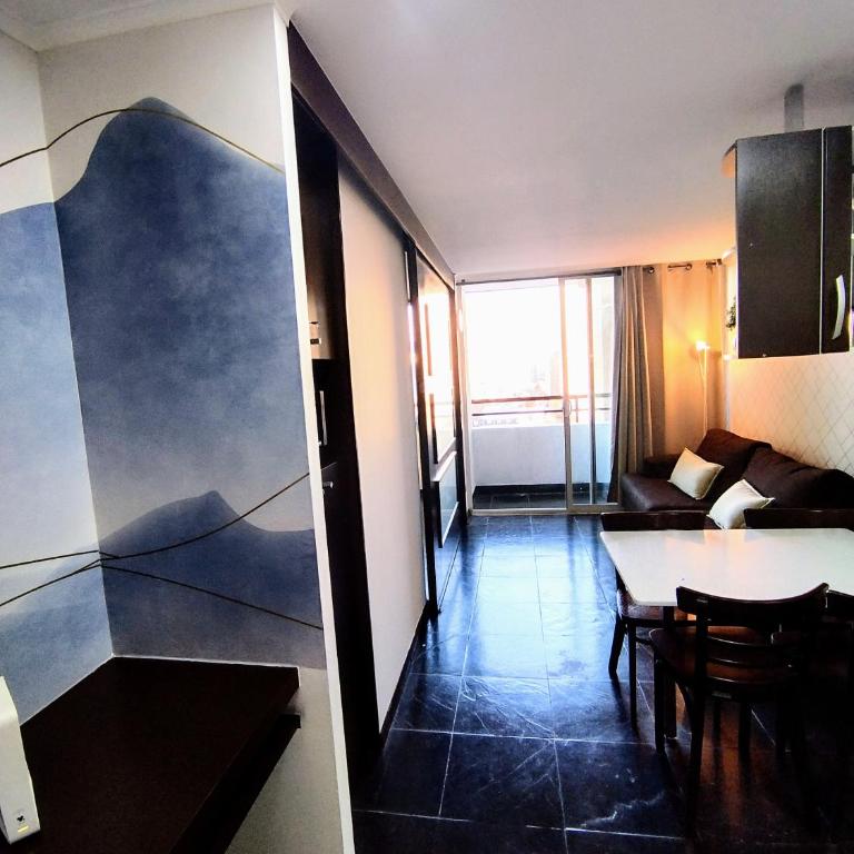 Apartamento con Vista a la Cordillera y Estacionamiento en Santiago Centro Modern apartment with mountain view and parking in Santiago Centre - One-Bedroom Apartment with Balcony and Mountain View - 21