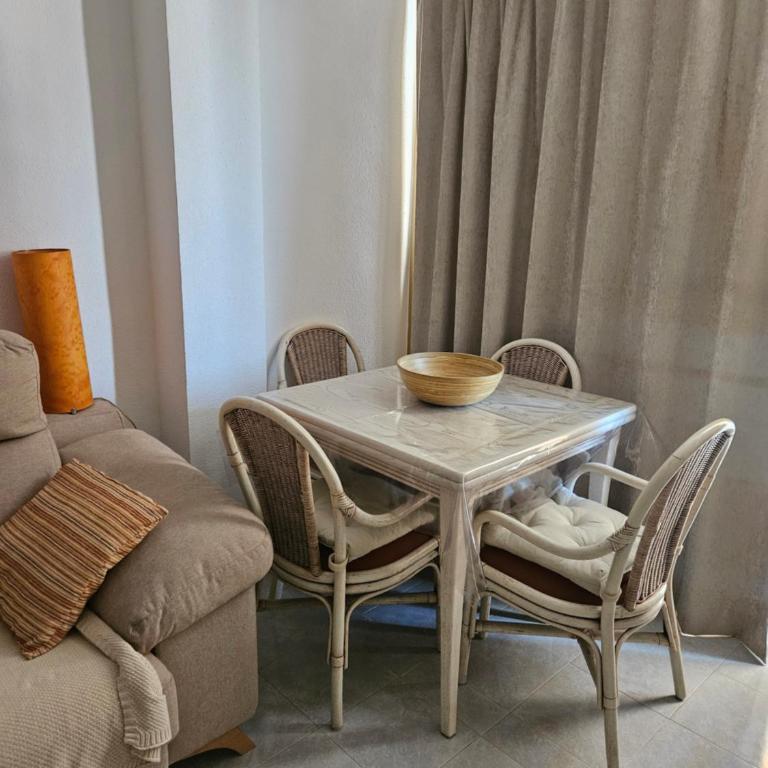 Apartamento con garaje y piscina en Oropesa del Mar - Apartamento de 2 dormitorios - 3