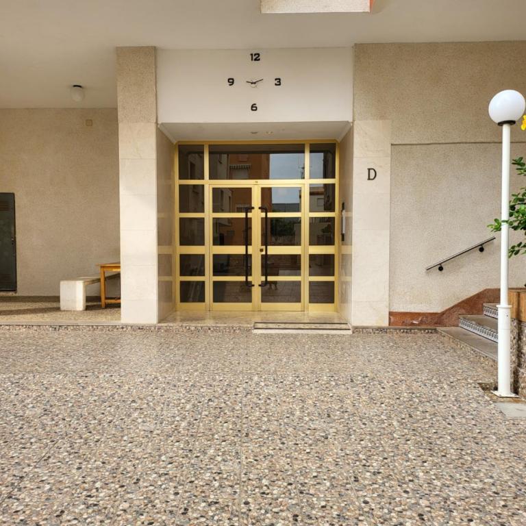Apartamento con garaje y piscina en Oropesa del Mar - Apartamento de 2 dormitorios - 24