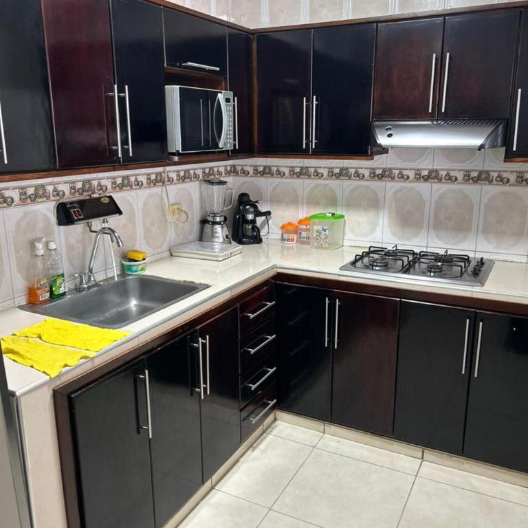 acogedor apartamento moderno - Two-Bedroom Apartment - 9