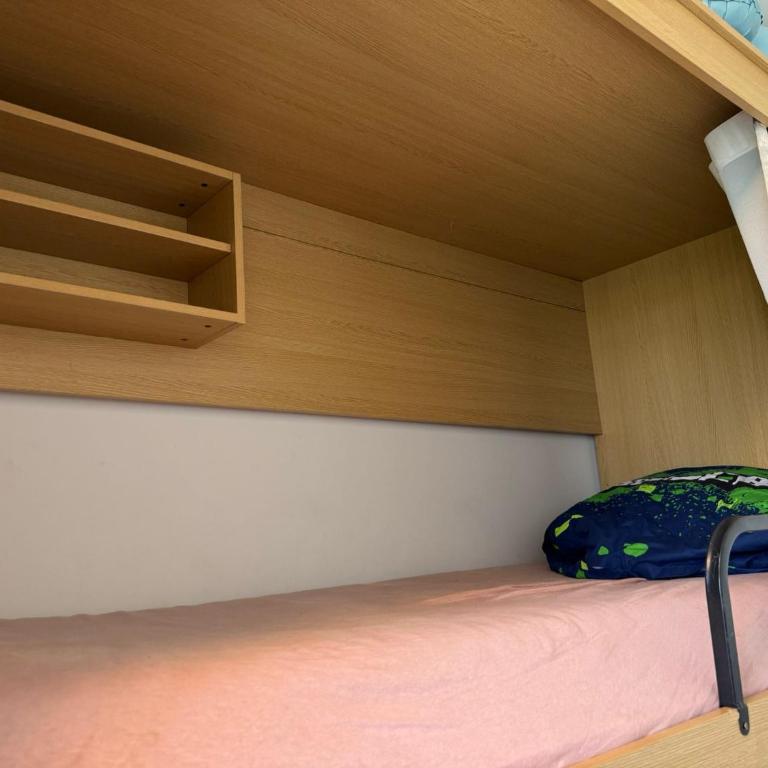 AECOspires CoWorkStel - Bett im Frauenschlafsaal mit 4 Betten - 5