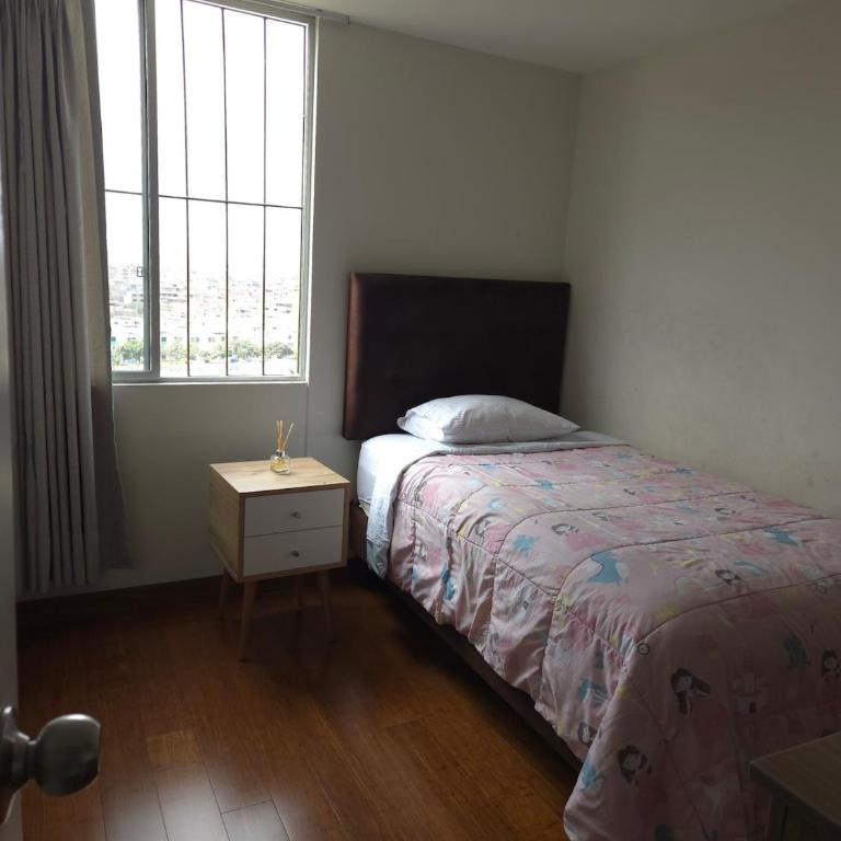 Elegant, central and cozy apartment - Three-Bedroom Apartment - 4