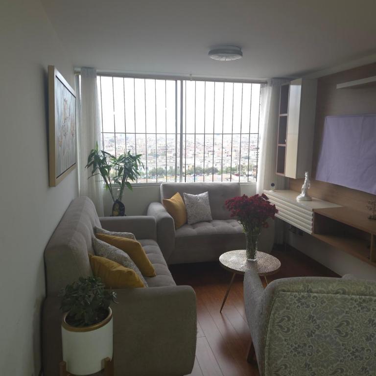 Elegant, central and cozy apartment - Three-Bedroom Apartment - 7