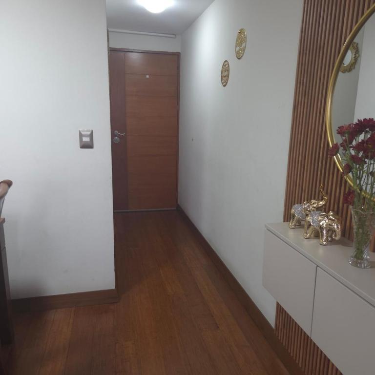Elegant, central and cozy apartment - Three-Bedroom Apartment - 9