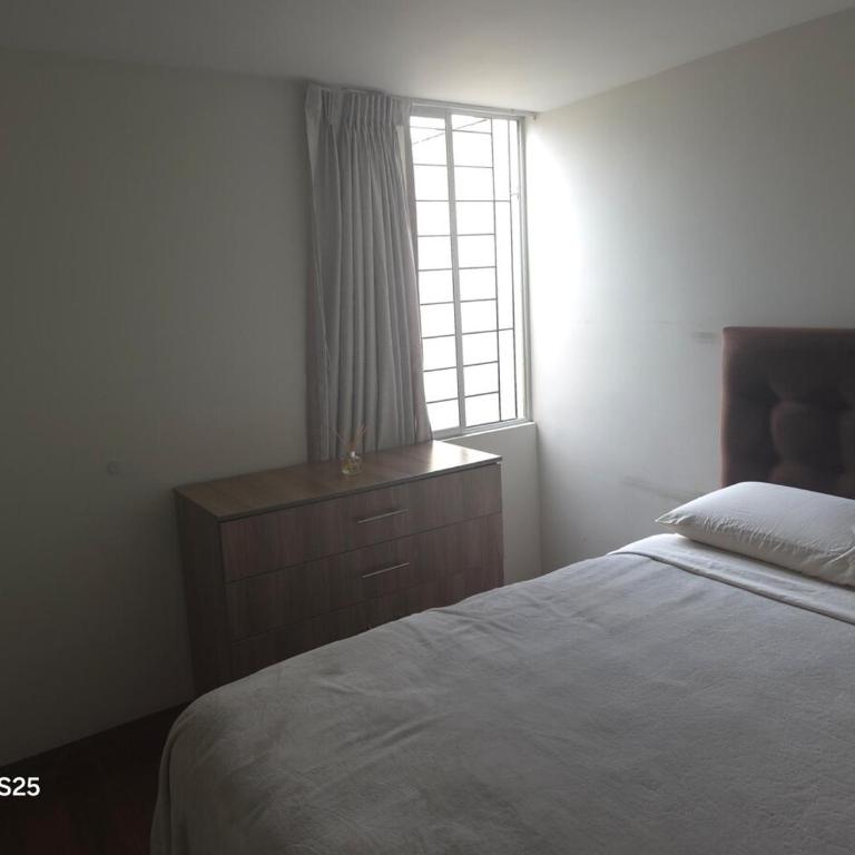Elegant, central and cozy apartment - Three-Bedroom Apartment - 19