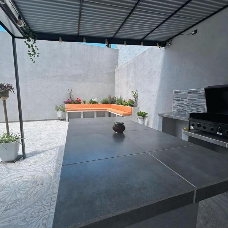 Vivi la comodidad de una casa pensada para vos - One-Bedroom House - 5