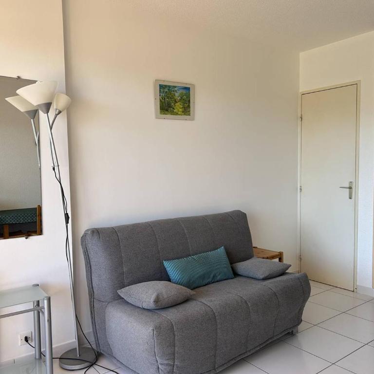 Studio cabine avec terrasse à Bormes-les-Mimosas - FR-1-251-874 - Appartement - 7
