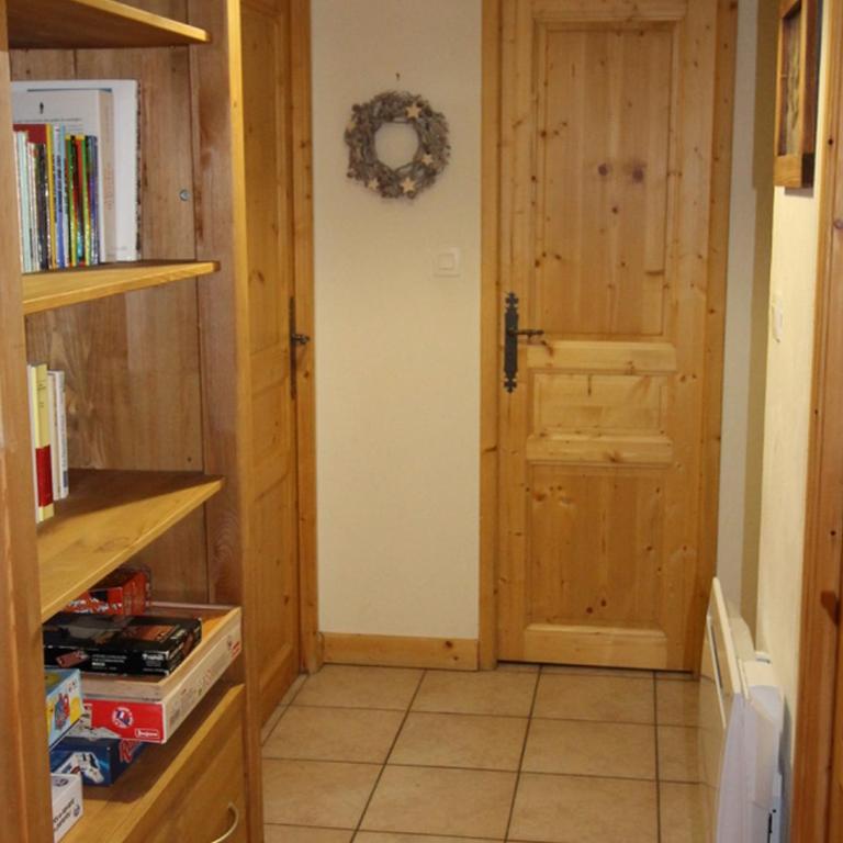 Appartement 2 chambres, pied de piste, parking, 6 personnes - FR-1-836-18 - Appartamento - 12